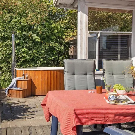 2 Bedroom Amazing In Lemvig
